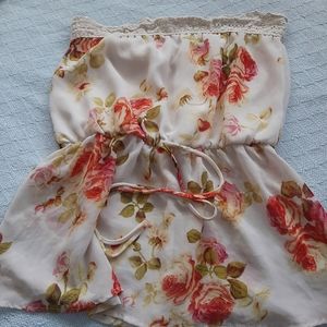 Floral strapless top
